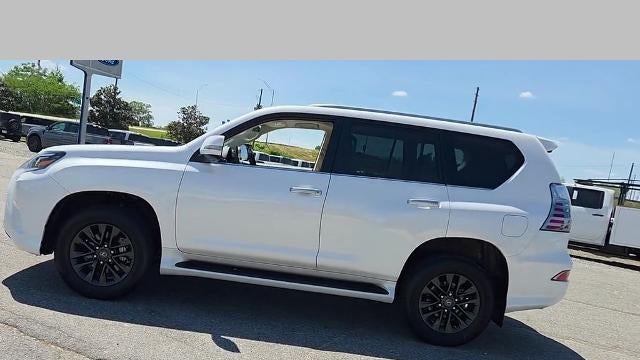 2023 Lexus GX 460 Base