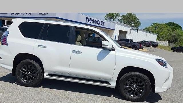2023 Lexus GX 460 Base
