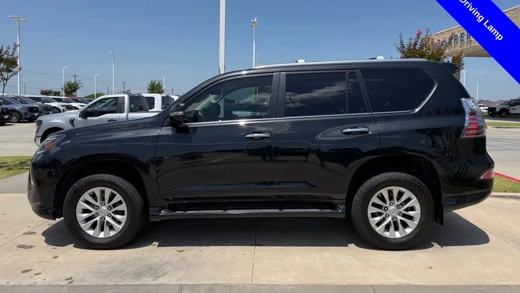 2023 Lexus GX 460 Base