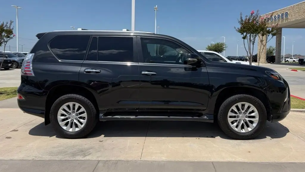 2023 Lexus GX 460 Base