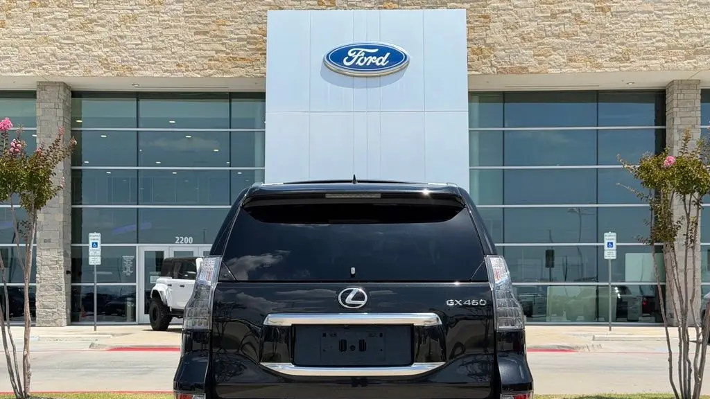 2023 Lexus GX 460 Base
