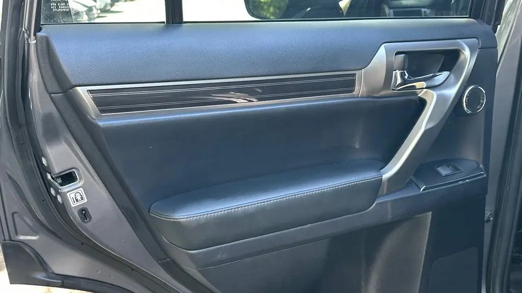 2023 Lexus GX 460 Base