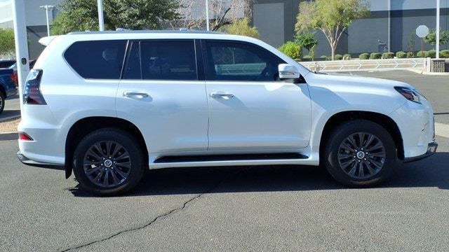 2023 Lexus GX 460 Base