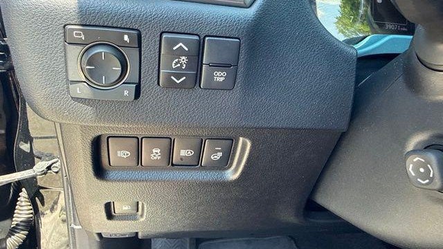 2023 Lexus GX 460 Base