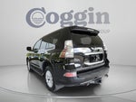 2021 GX 460 Thumbnail 4