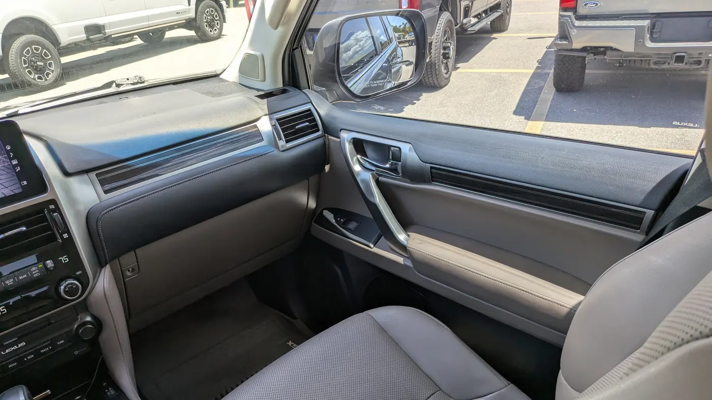 2023 Lexus GX 460 Base