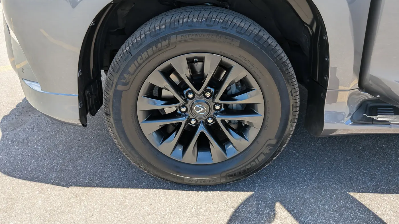2023 Lexus GX 460 Base