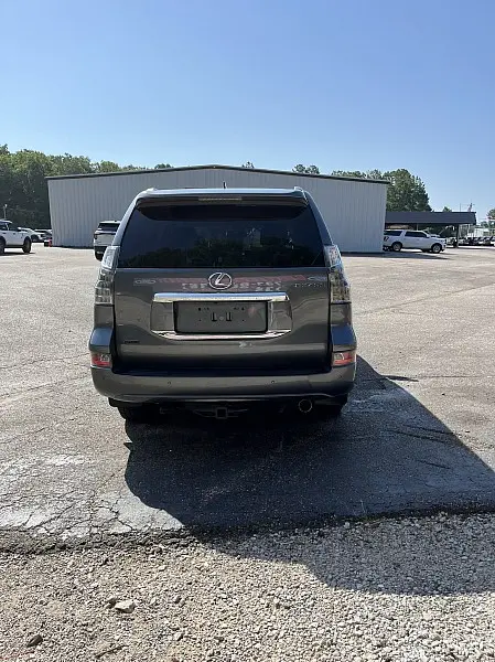 2017 Lexus GX - $22,998