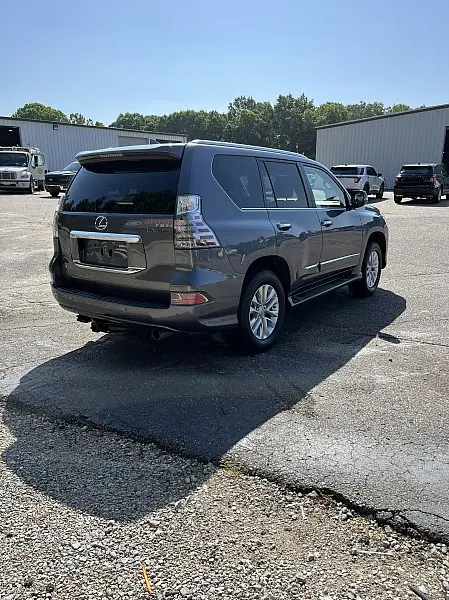 2017 Lexus GX - $22,998