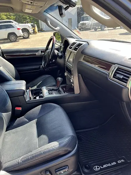 2017 Lexus GX - $22,998