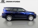 2017 GX 460 Thumbnail 4
