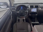 2019 GX 460 Thumbnail 4