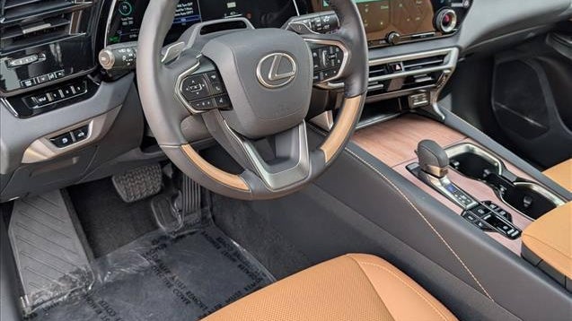 2026 Lexus RX 450h+ Premium