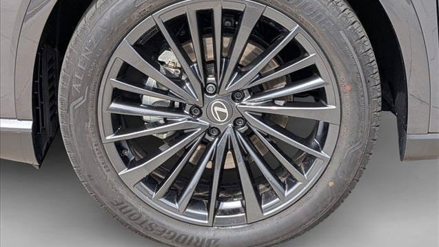 2026 Lexus RX 450h+ Premium