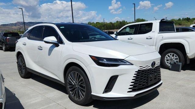2025 Lexus RX 450h+ Luxury