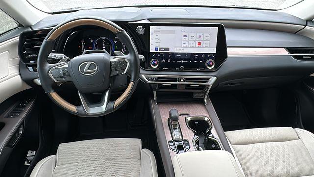 2024 Lexus RX 450h+ Luxury