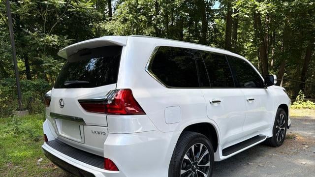 2021 Lexus LX 570 Three-Row