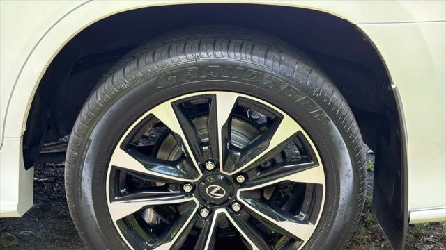 2021 Lexus LX 570 Three-Row
