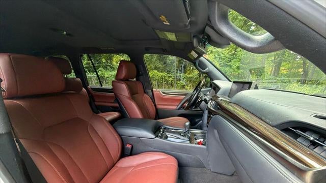 2021 Lexus LX 570 Three-Row