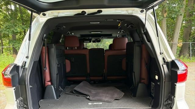 2021 Lexus LX 570 Three-Row