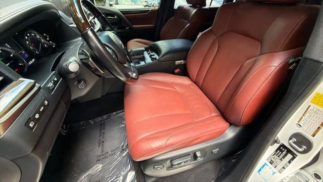 2021 Lexus LX 570 Three-Row