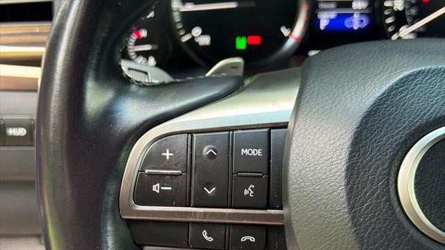2021 Lexus LX 570 Three-Row