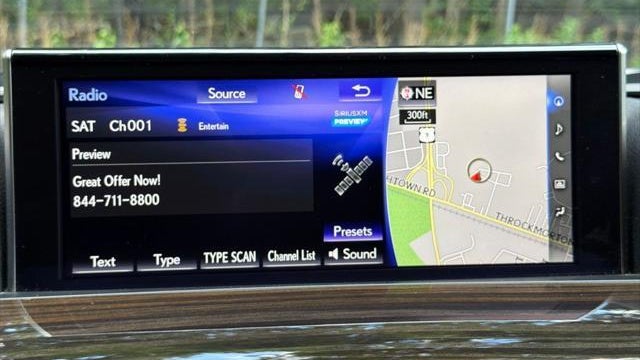 2021 Lexus LX 570 Three-Row