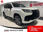 2024 LX 600 Thumbnail 6