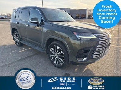 Photo of a 2023 Lexus LX 600 AWD Luxury 4DR SUV for sale