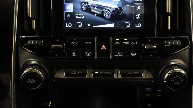 2026 Lexus LX 700h Luxury