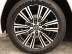 2026 LX 700h Thumbnail 4