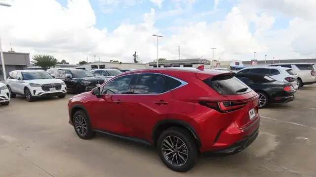 2026 Lexus NX 350h Premium