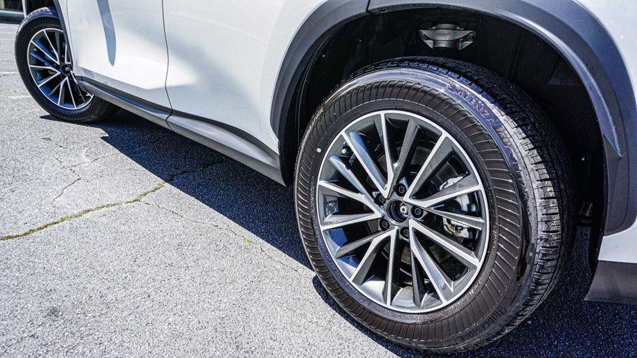 2024 Lexus NX 350h Premium