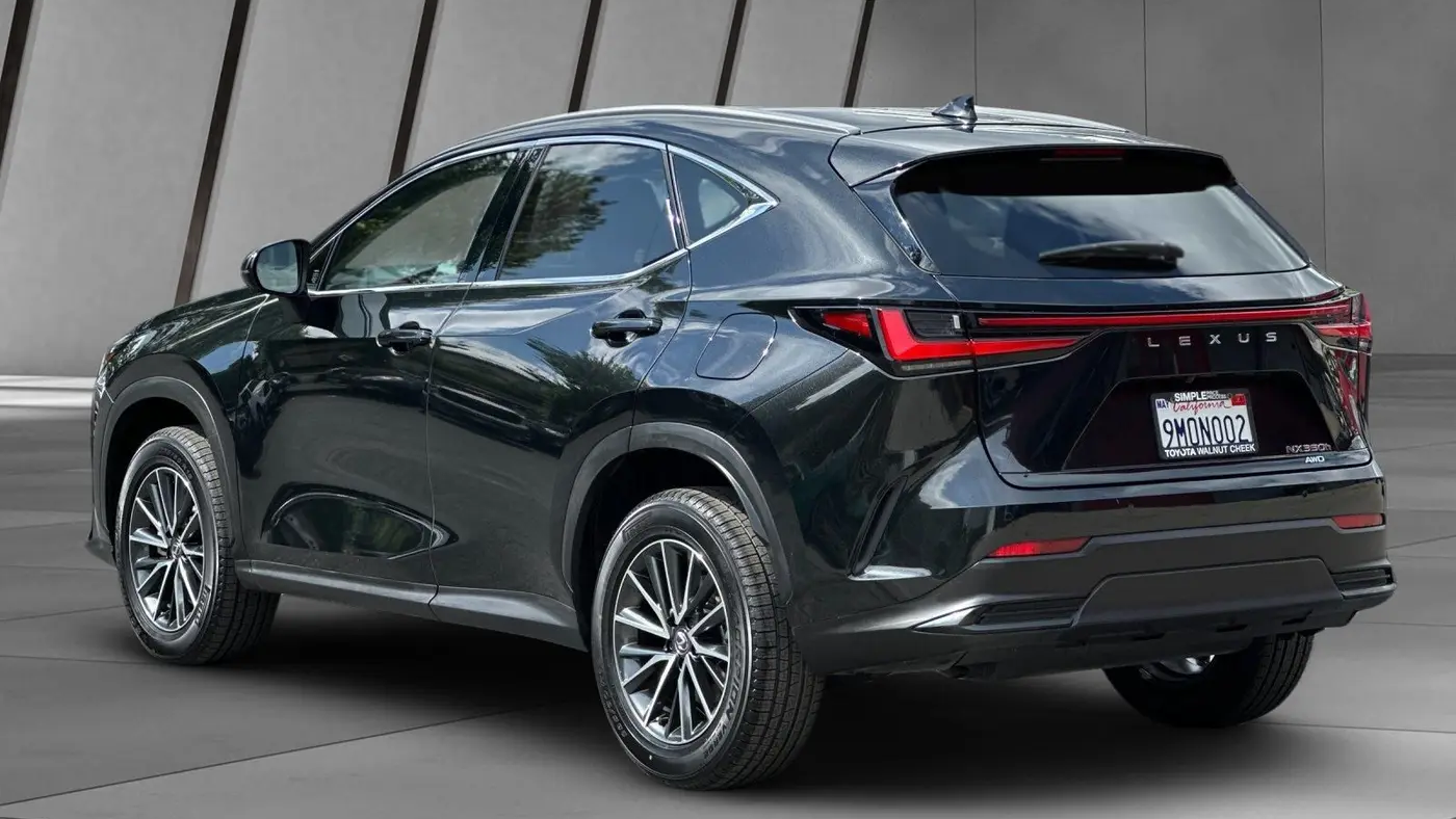 2025 Lexus NX 350h Premium