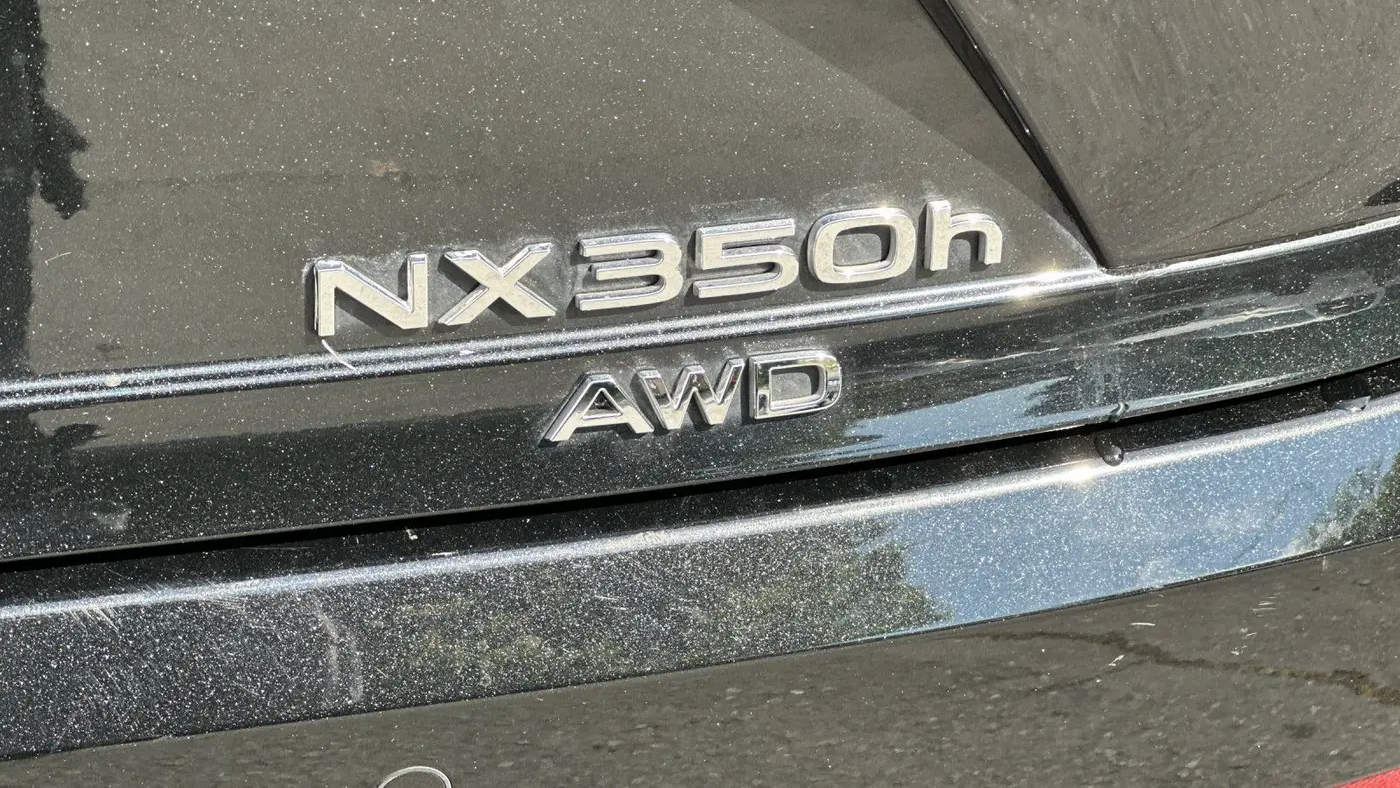 2025 Lexus NX 350h Premium