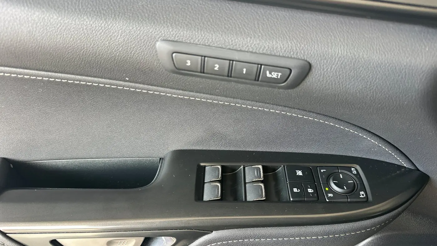 2025 Lexus NX 350h Premium