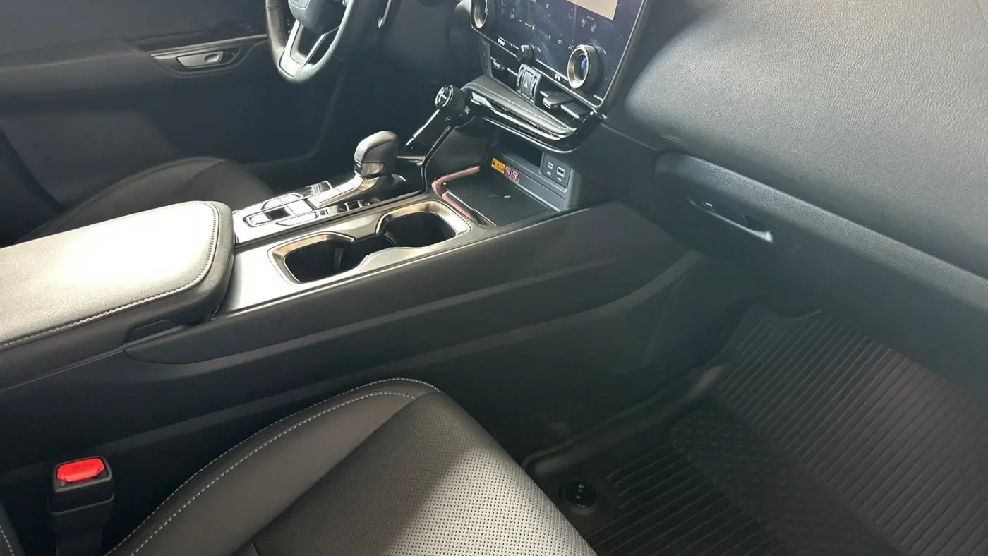 2025 Lexus NX 350h Premium