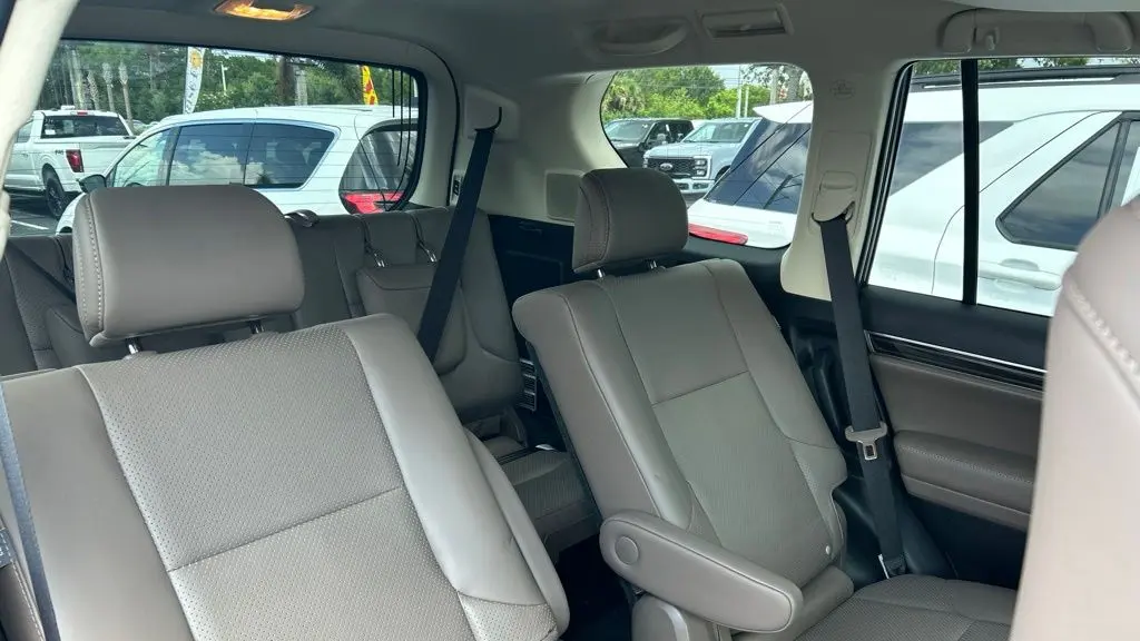 2023 Lexus GX 460 Luxury