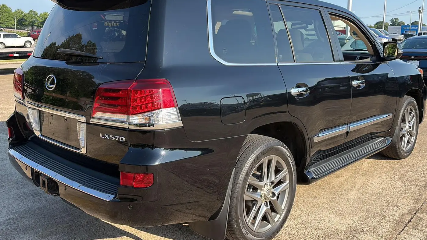 2013 Lexus LX 570 Base