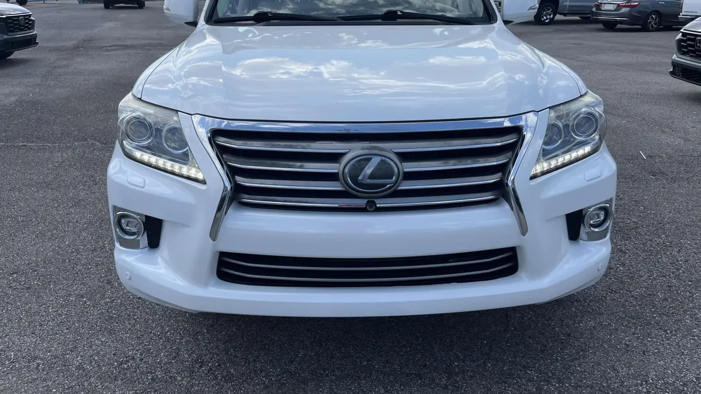 2015 Lexus LX 570 Base