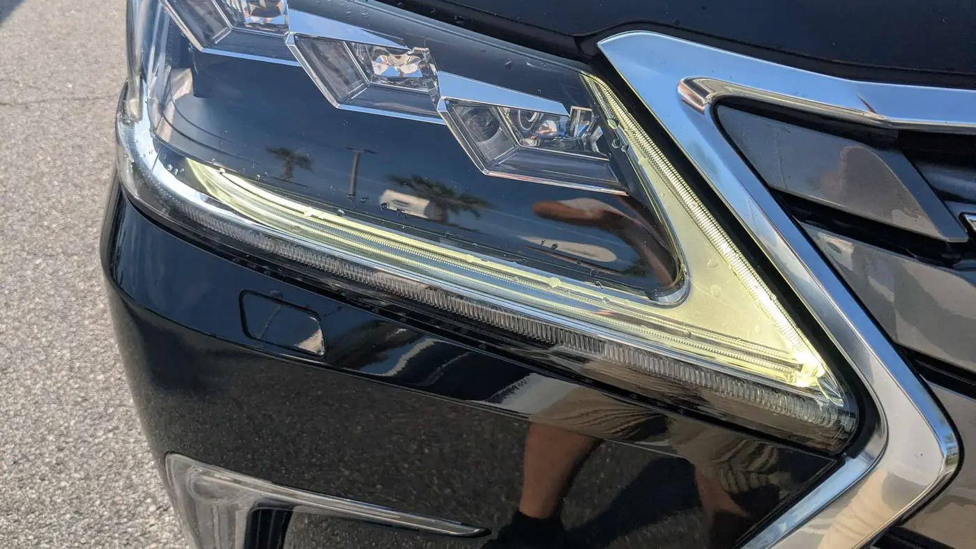 2019 Lexus LX 570 Three-Row