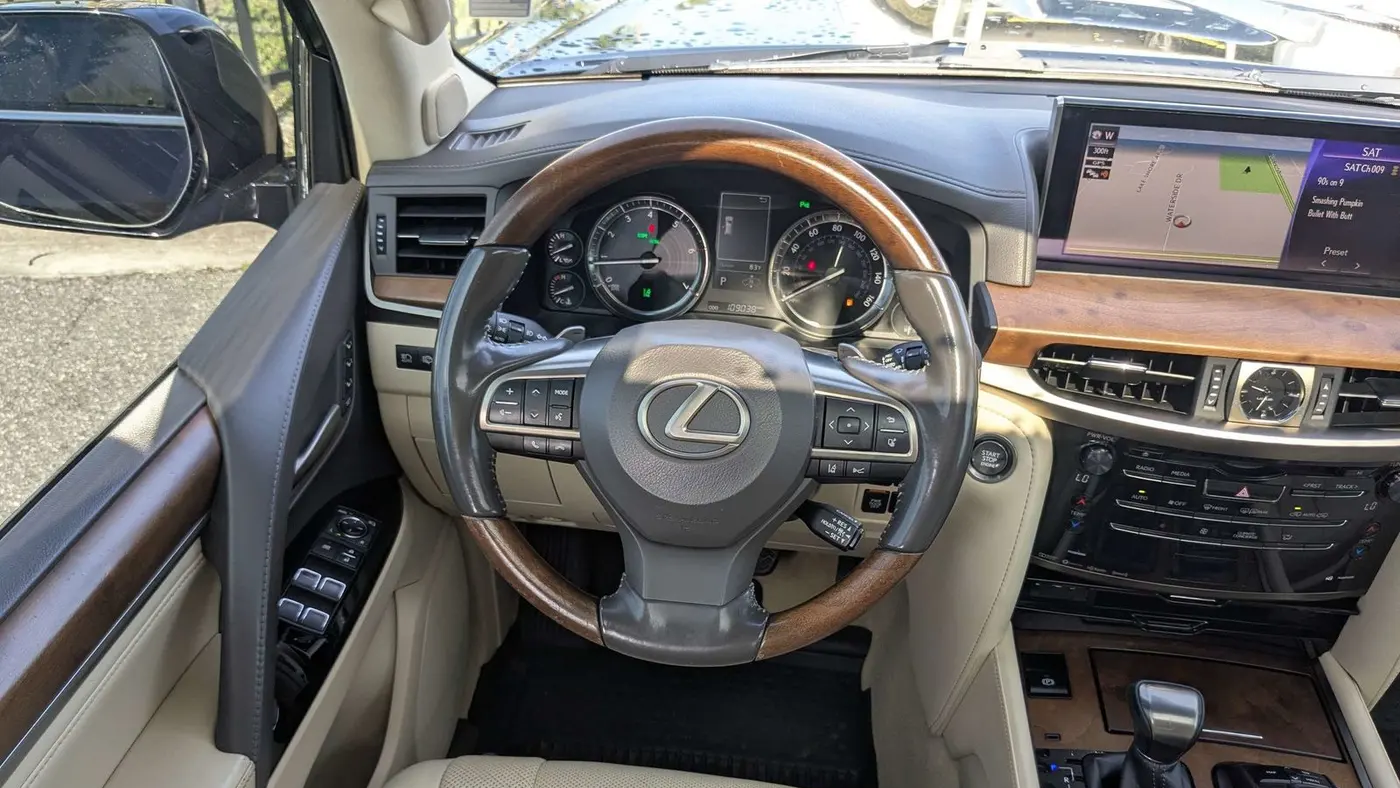 2019 Lexus LX 570 Three-Row