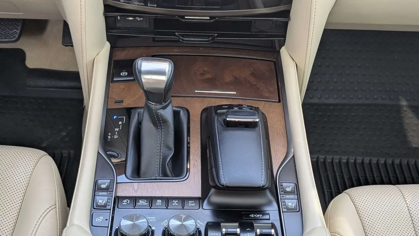 2019 Lexus LX 570 Three-Row