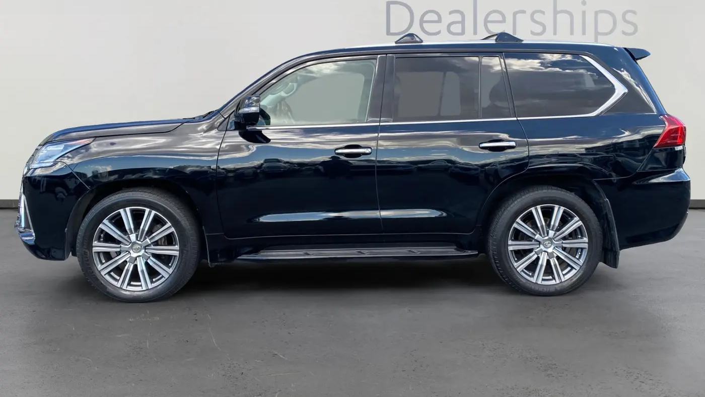 2017 Lexus LX 570 Base
