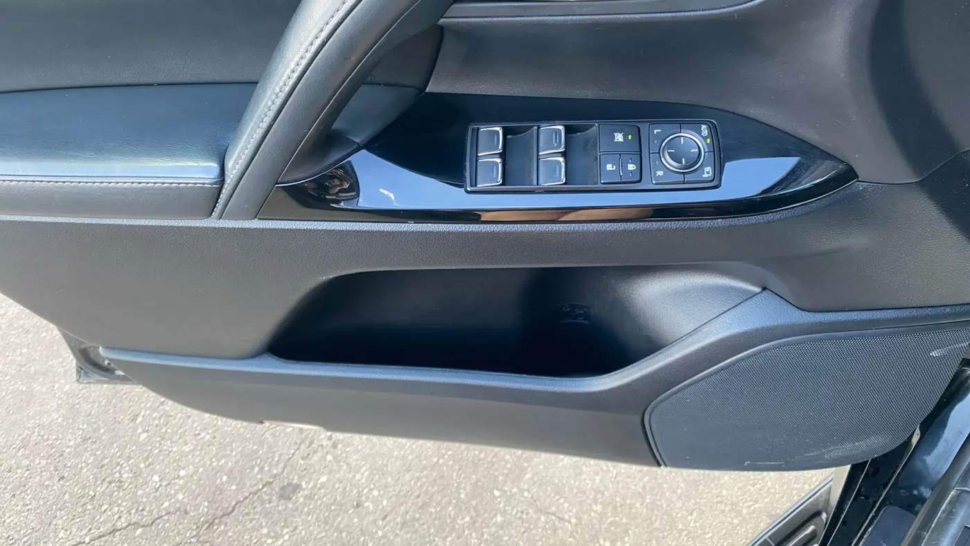 2017 Lexus LX 570 Base