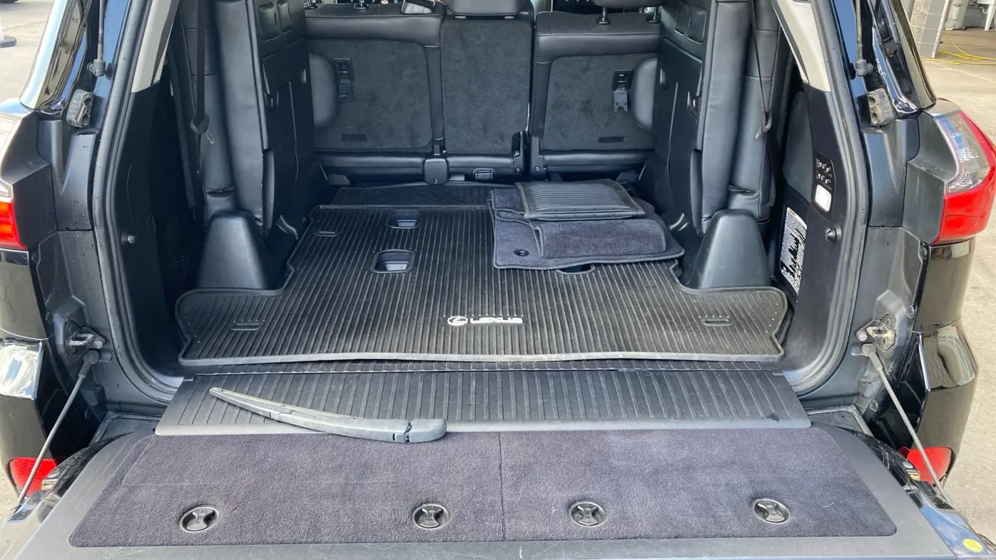 2017 Lexus LX 570 Base