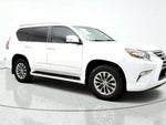 2019 GX 460 Thumbnail 3