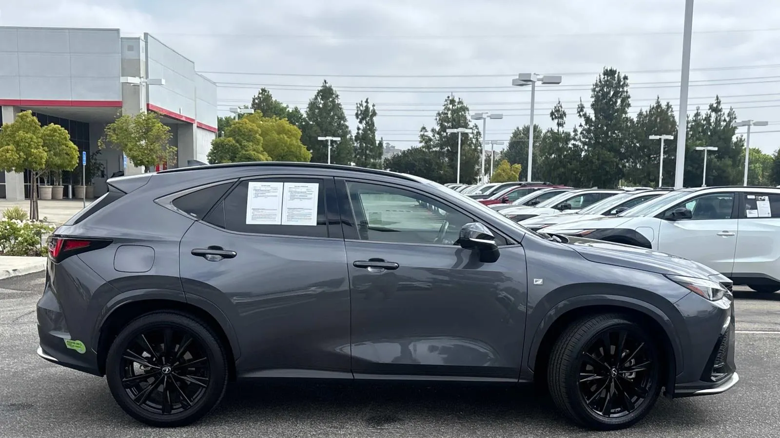 2023 Lexus NX 450h+ F SPORT Handling