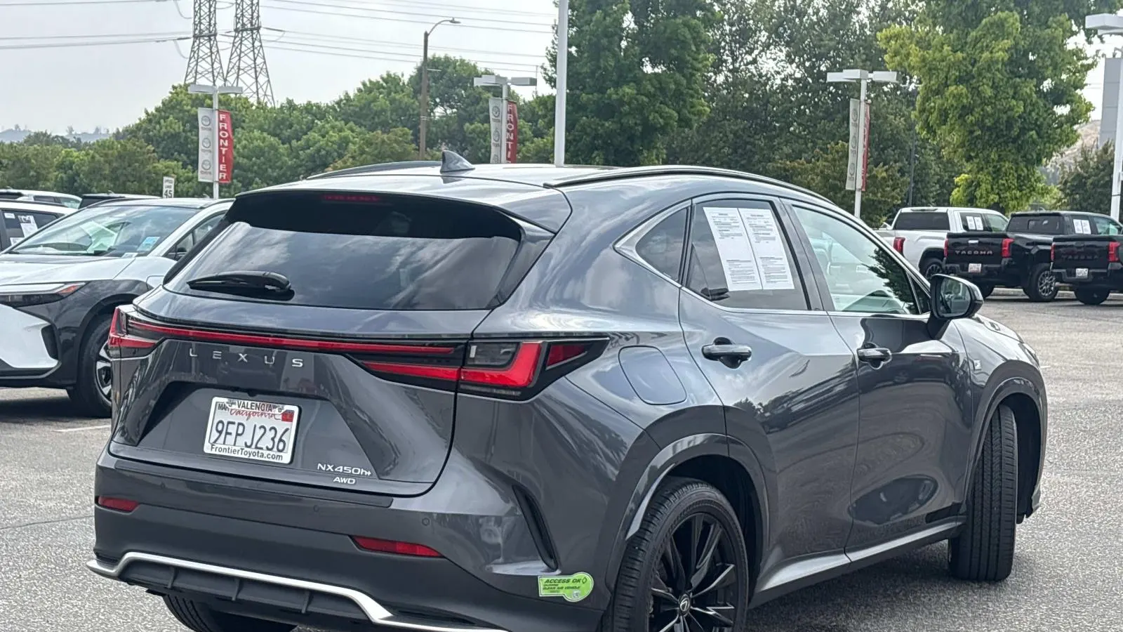 2023 Lexus NX 450h+ F SPORT Handling
