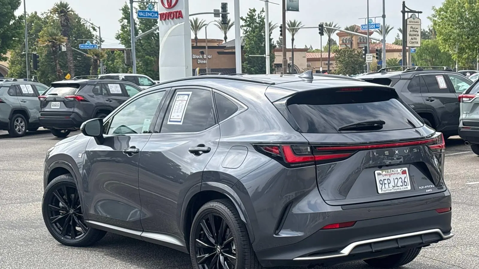2023 Lexus NX 450h+ F SPORT Handling